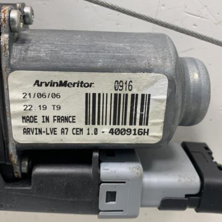 Leve vitre electrique avant droit PEUGEOT 207