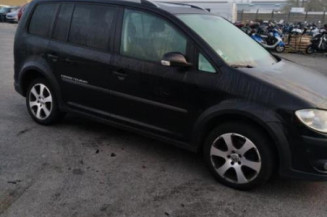 Feu arriere principal gauche (feux) VOLKSWAGEN TOURAN 1