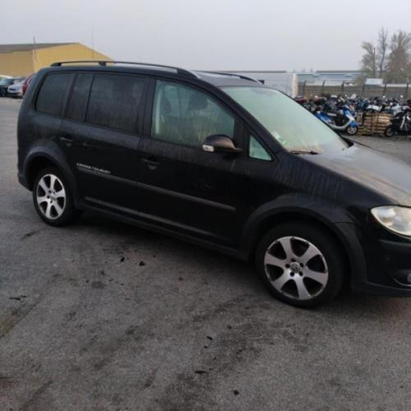 Feu arriere principal gauche (feux) VOLKSWAGEN TOURAN 1 Photo n°8