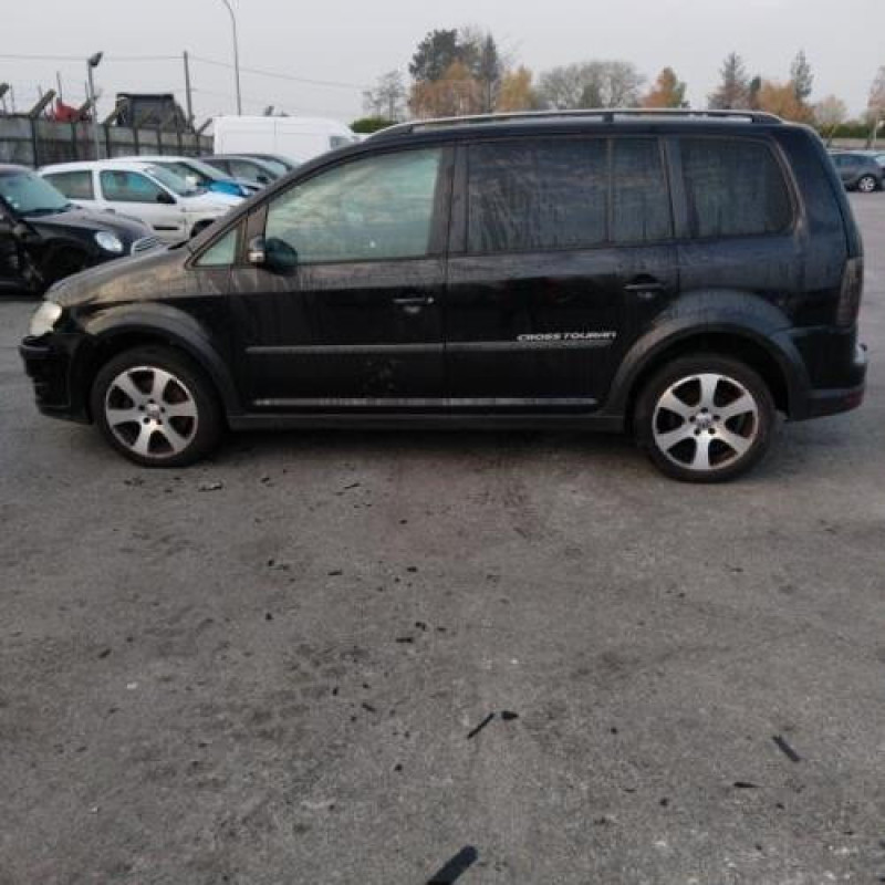 Feu arriere principal gauche (feux) VOLKSWAGEN TOURAN 1 Photo n°10