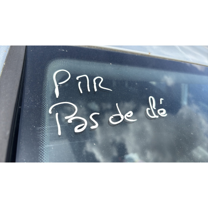 Porte avant droit VOLKSWAGEN GOLF 5 Photo n°17
