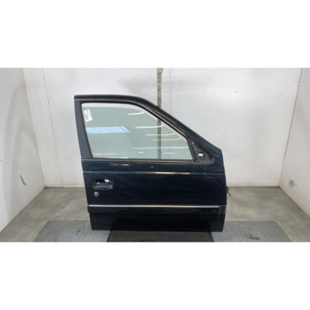 Porte avant droit PEUGEOT 405 Photo n°1