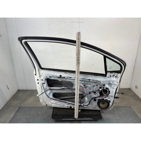 Porte avant gauche TOYOTA YARIS 3 Photo n°1