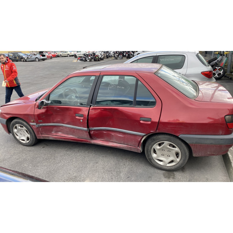 Porte avant droit PEUGEOT 306 Photo n°14