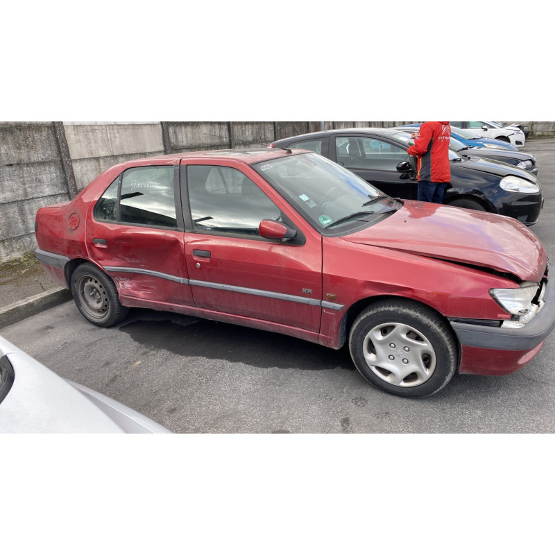 Porte avant droit PEUGEOT 306 Photo n°15