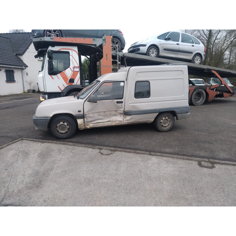 Porte avant droit RENAULT EXPRESS Photo n°10