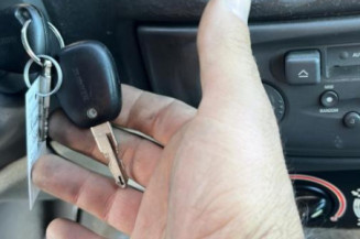 Pretensionneur de ceinture avant droit RENAULT SCENIC 1