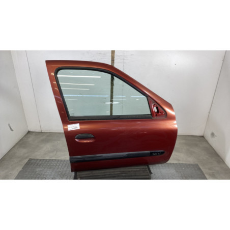 Porte avant droit RENAULT CLIO 2 Photo n°1