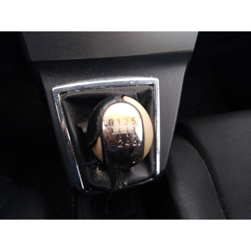 Porte avant droit TOYOTA COROLLA VERSO 2 Photo n°11