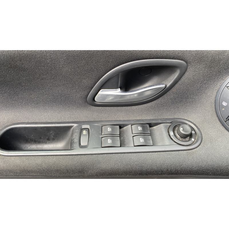 Porte avant droit RENAULT GRAND ESPACE 4 Photo n°19