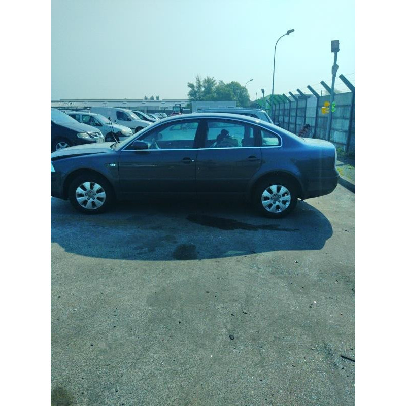 Porte avant droit VOLKSWAGEN PASSAT 4 Photo n°8