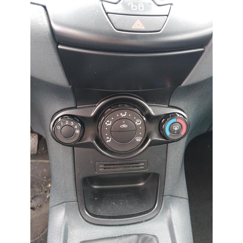 Porte avant droit FORD FIESTA 6 Photo n°6