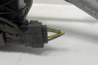 Moteur essuie glace avant PEUGEOT 208 1