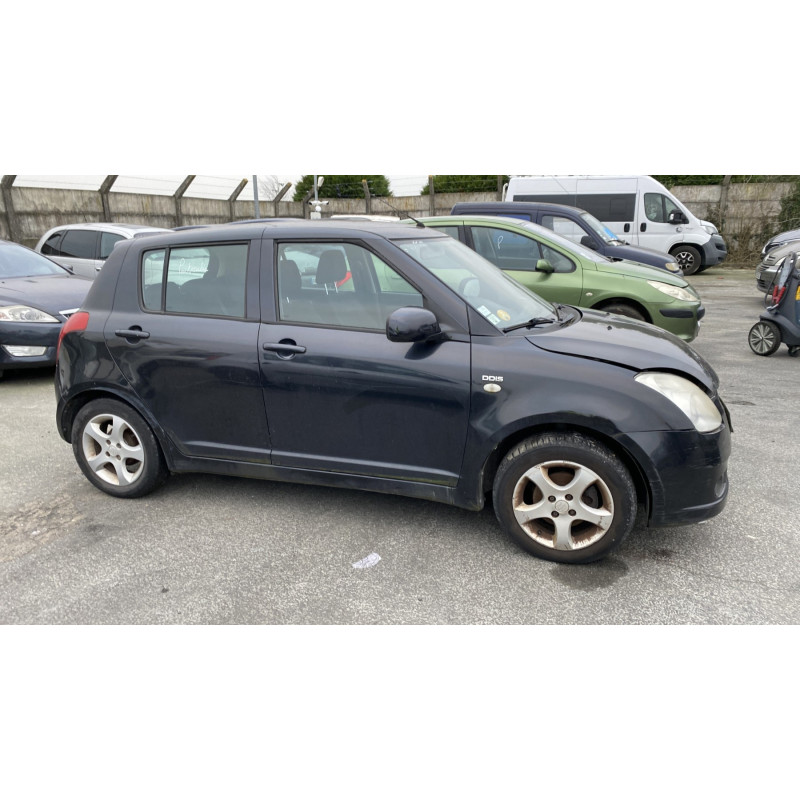 Porte arriere gauche SUZUKI SWIFT 3 Photo n°14