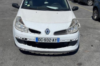 Pretensionneur de ceinture avant droit RENAULT CLIO 3