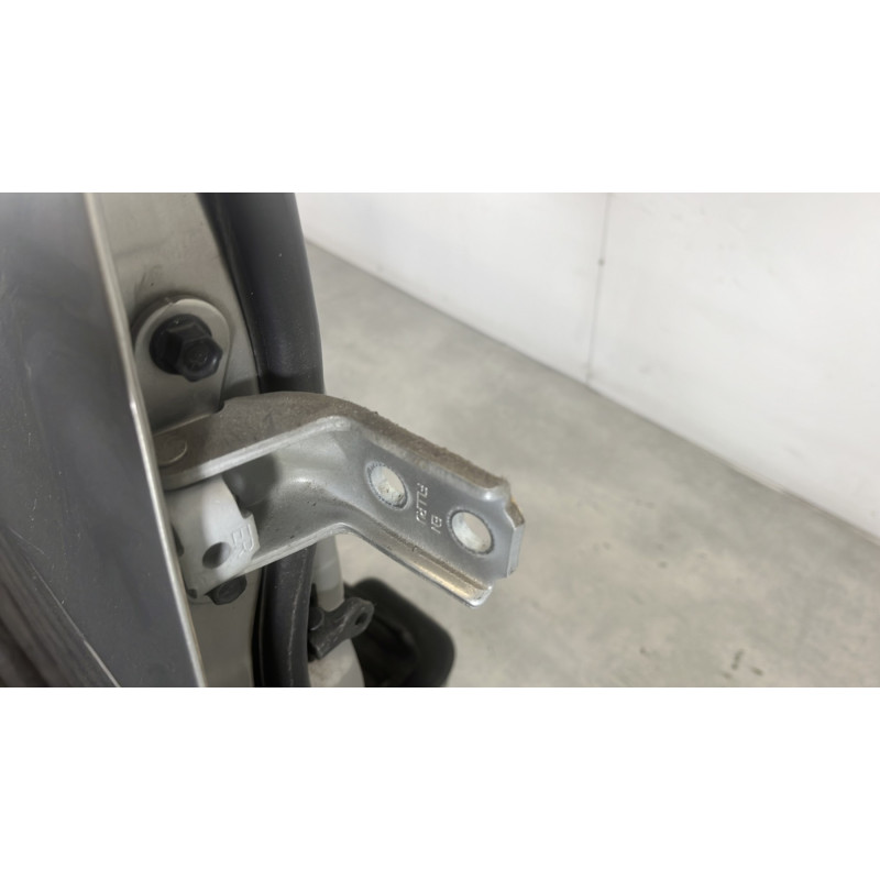 Porte avant droit KIA VENGA Photo n°3