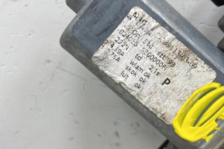 Leve vitre electrique avant droit FIAT 500 2