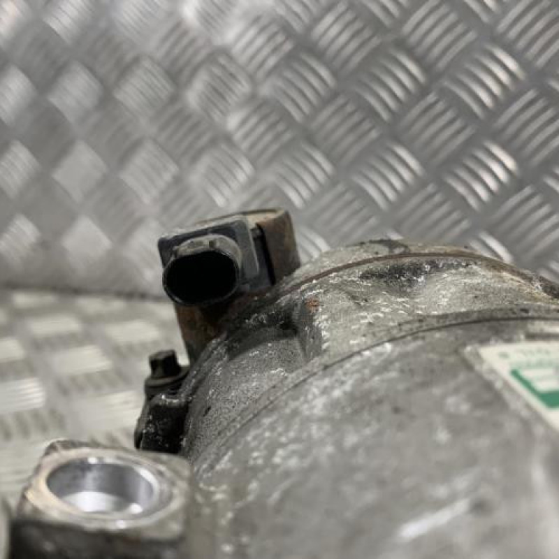 Compresseur clim MERCEDES CLASSE A 168 Photo n°7