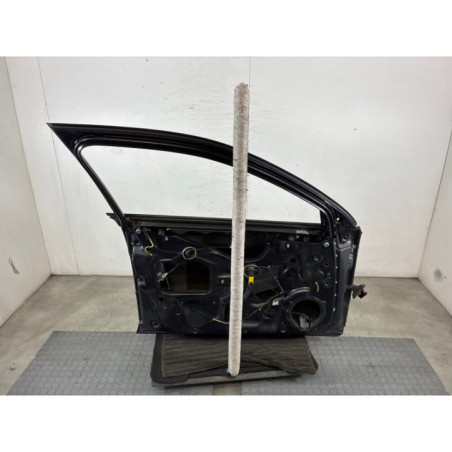 Porte avant gauche AUDI A4 2 Photo n°1