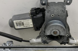 Leve vitre electrique avant droit NISSAN NOTE 1