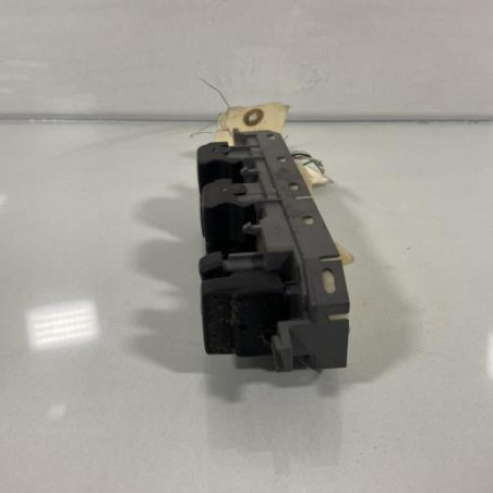 Interrupteur de leve vitre avant gauche TOYOTA AURIS 2