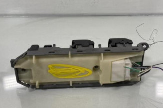 Interrupteur de leve vitre avant gauche TOYOTA AURIS 2
