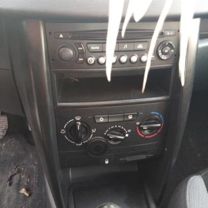 Pretensionneur de ceinture avant droit PEUGEOT 207 Photo n°12