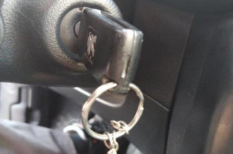 Pretensionneur de ceinture avant droit PEUGEOT 207