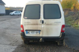 Serrure avant droit PEUGEOT PARTNER 1