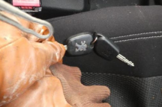 Serrure avant droit PEUGEOT PARTNER 1