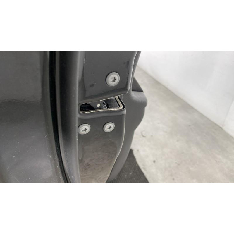 Porte avant gauche TOYOTA URBAN CRUISER Photo n°8