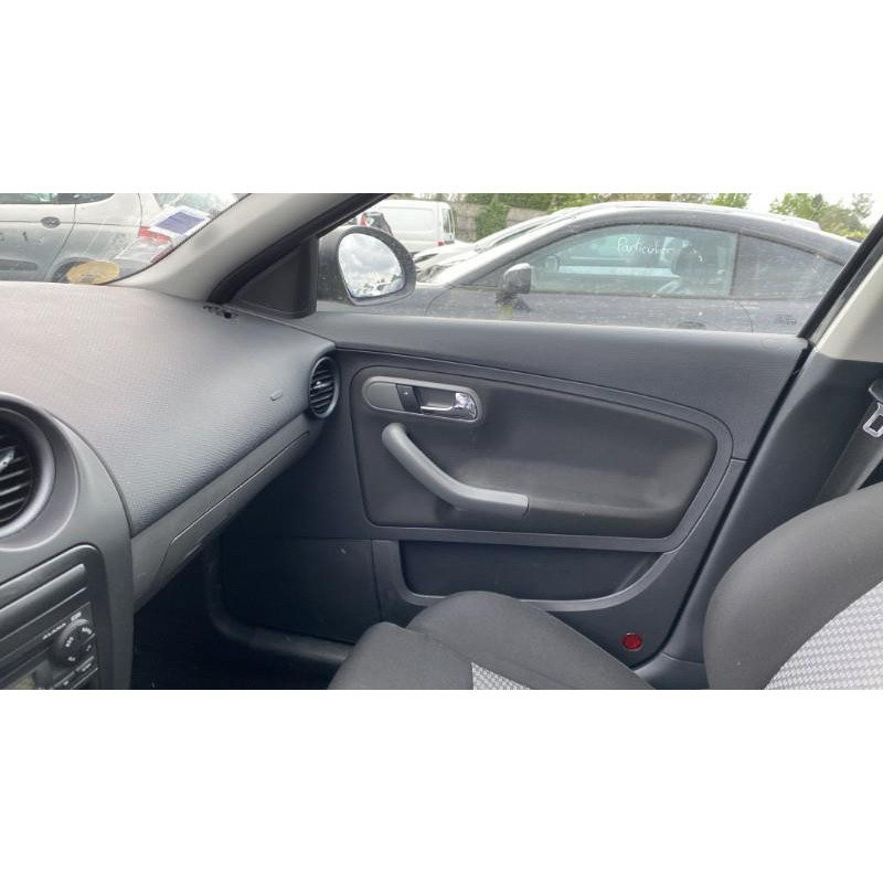 Porte arriere droit SEAT IBIZA 3 Photo n°15