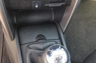 Pretensionneur de ceinture avant droit PEUGEOT 207