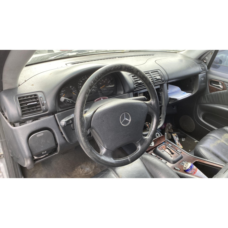 Porte avant gauche MERCEDES CLASSE M 163 Photo n°13