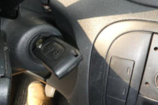 Serrure avant gauche CITROEN C2
