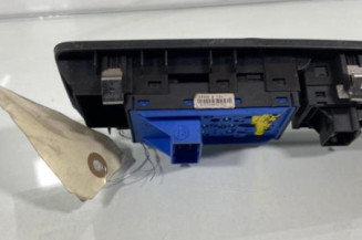 Interrupteur de leve vitre avant gauche VOLKSWAGEN POLO 4