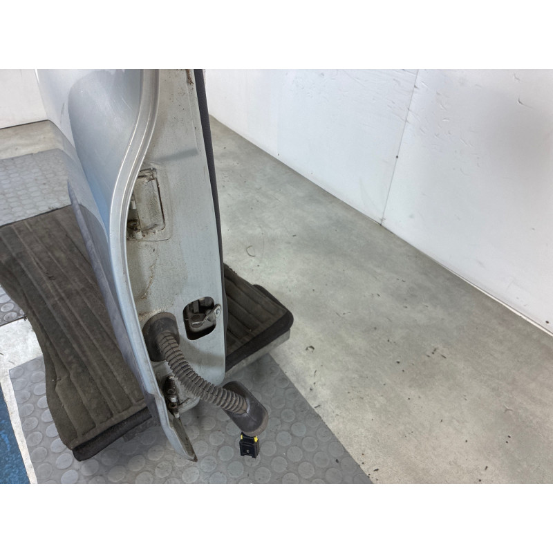 Porte arriere droit RENAULT CLIO 2 Photo n°4