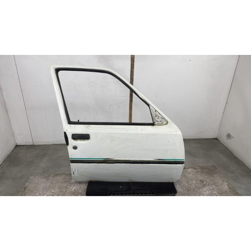 Porte avant droit PEUGEOT 205 Photo n°1