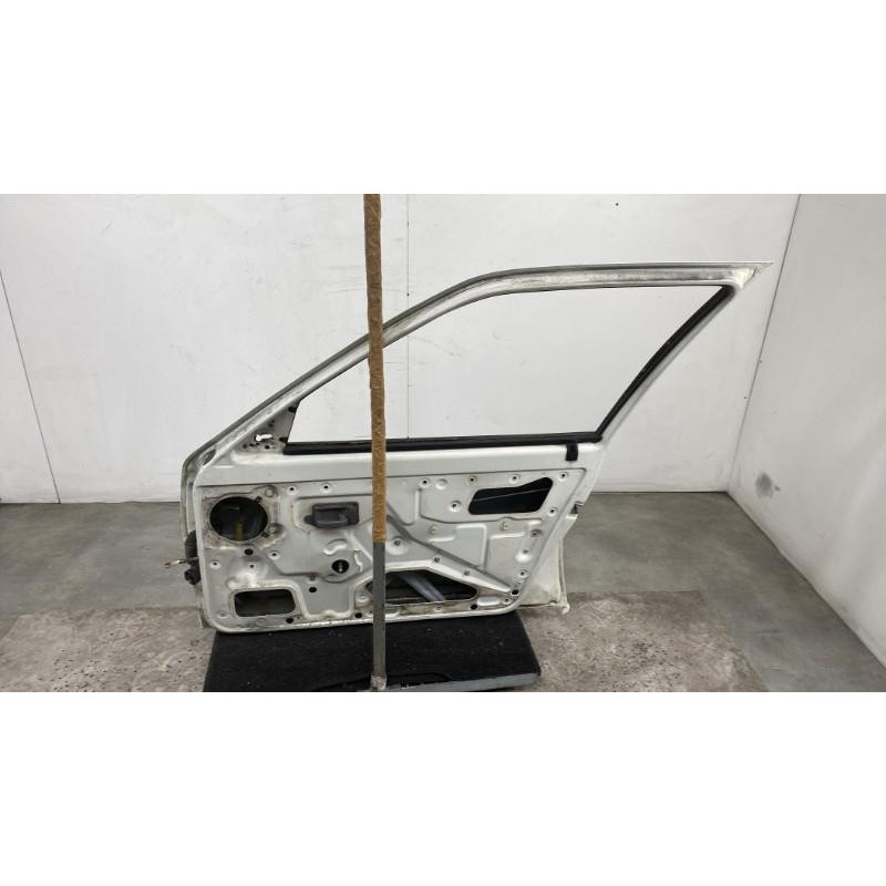 Porte avant droit PEUGEOT 205 Photo n°6