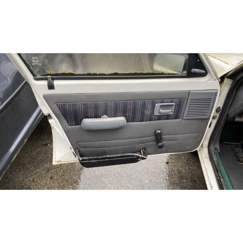 Porte avant droit PEUGEOT 205 Photo n°10