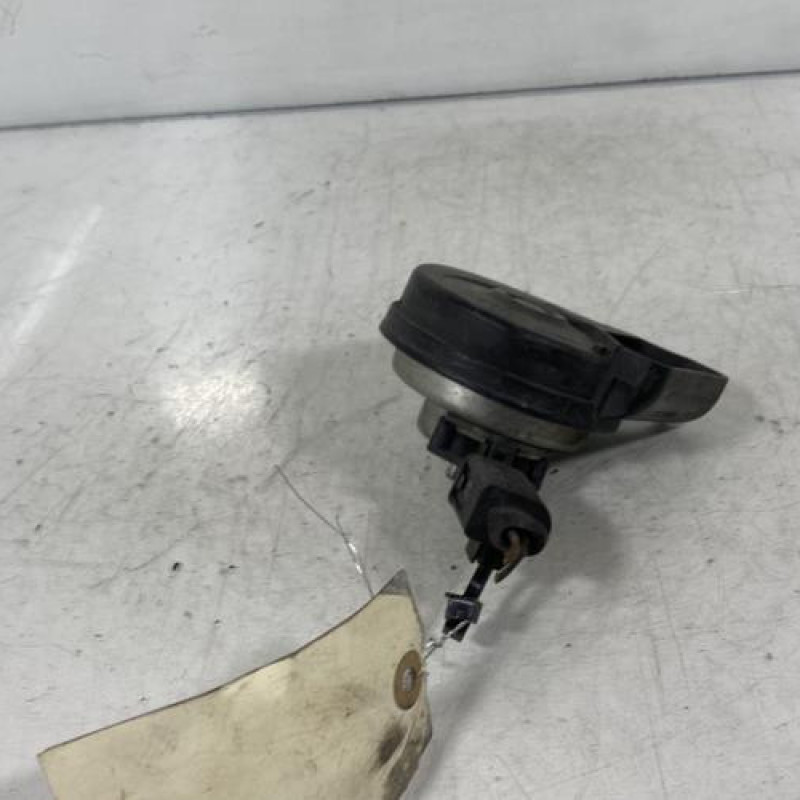 Avertisseur/Klaxon VOLKSWAGEN PASSAT 6 Photo n°3