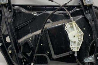 Leve vitre electrique avant droit VOLKSWAGEN PASSAT 6