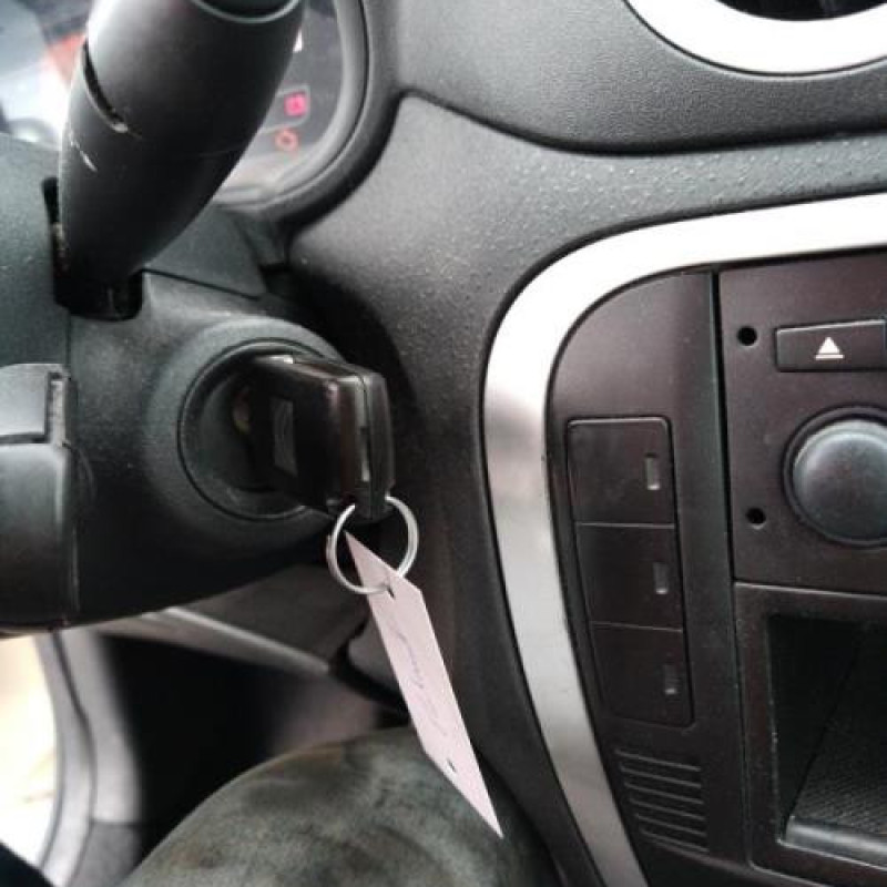 Leve vitre electrique avant droit CITROEN C3 PLURIEL Photo n°12
