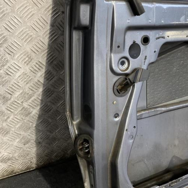 Porte avant droit VOLKSWAGEN NEW BEETLE 1 Photo n°4