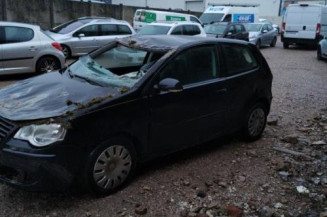 Interrupteur de leve vitre avant droit VOLKSWAGEN POLO 4