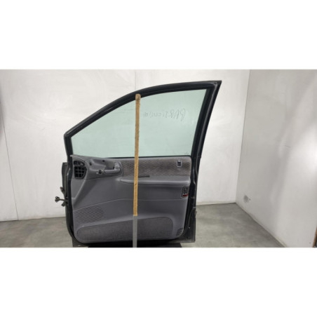 Porte avant droit CHRYSLER VOYAGER 3 Photo n°1