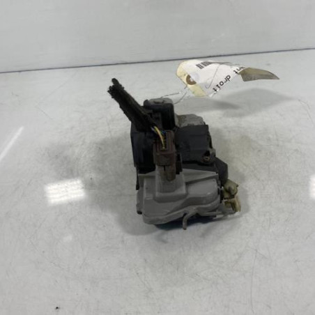 Serrure avant droit PEUGEOT 307