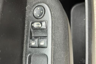 Serrure avant droit PEUGEOT 307