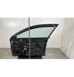 Porte avant droit AUDI A4 2 Photo n°1