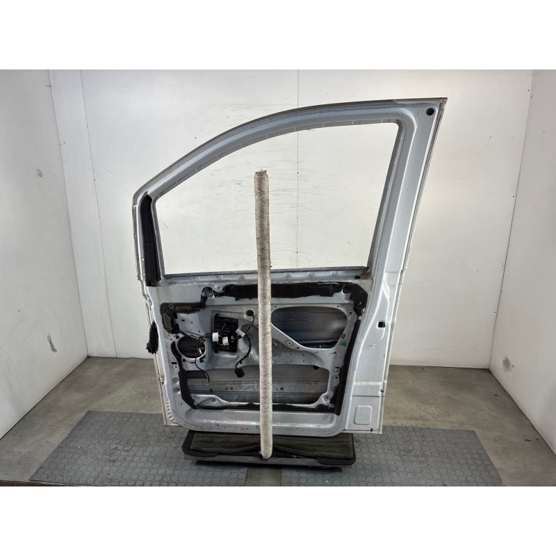 Porte avant droit MERCEDES VITO 639 Photo n°4